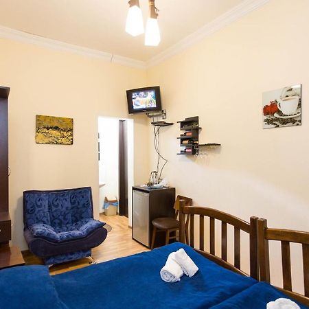 Gis Guest House Tbilisi Buitenkant foto
